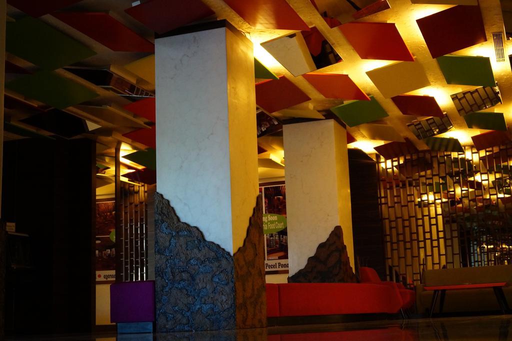 Hotel Victoria River View Banjarmasin (South Kalimantan) Exterior foto